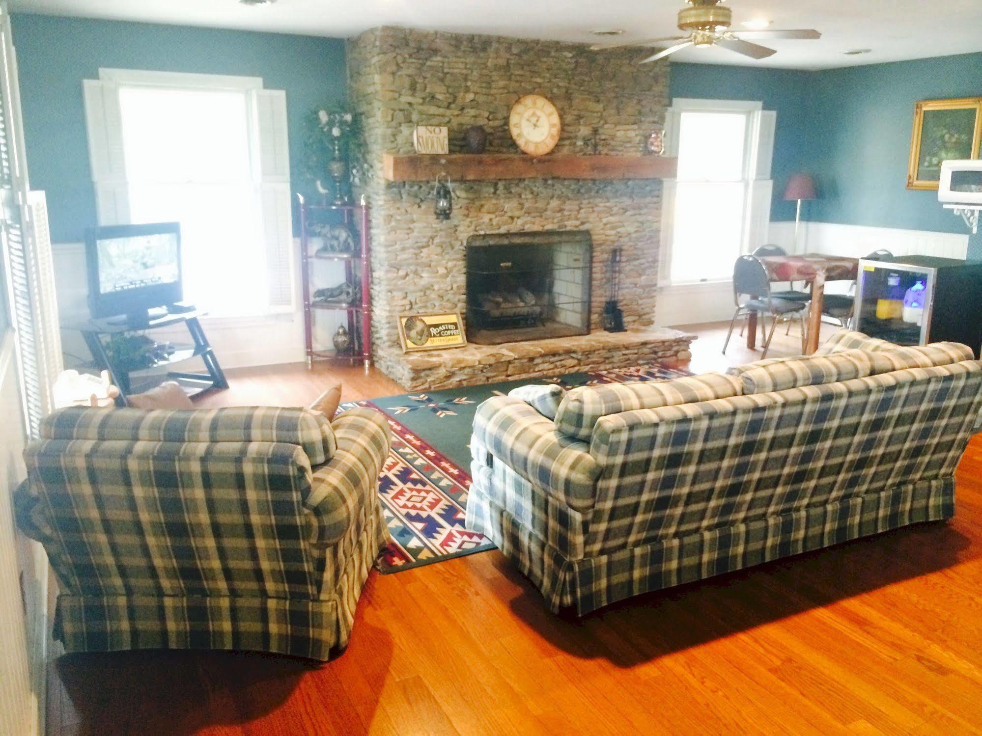 The Stratton Inn Princeton Екстериор снимка